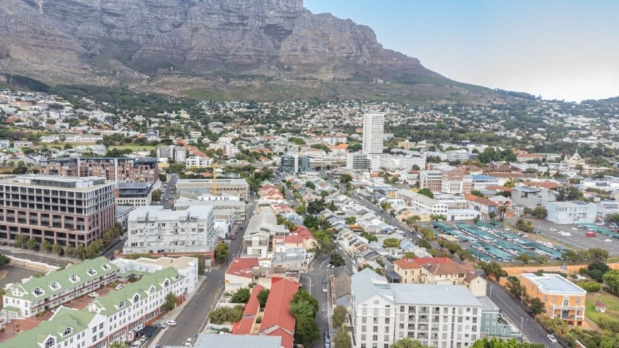 2 Bedroom Property for Sale in Cape Town City Centre Western Cape